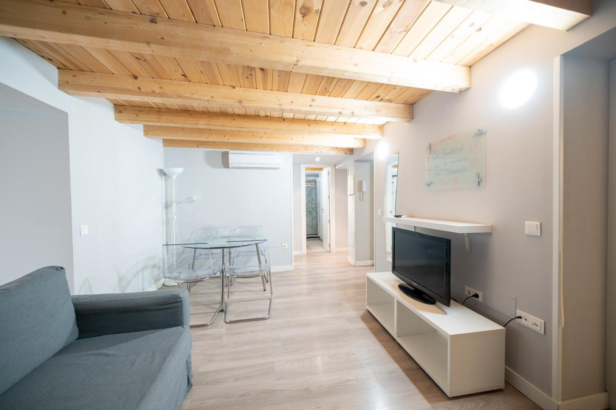 Apartamentos Go - Leopoldo Cano Center Valladolid Kültér fotó
