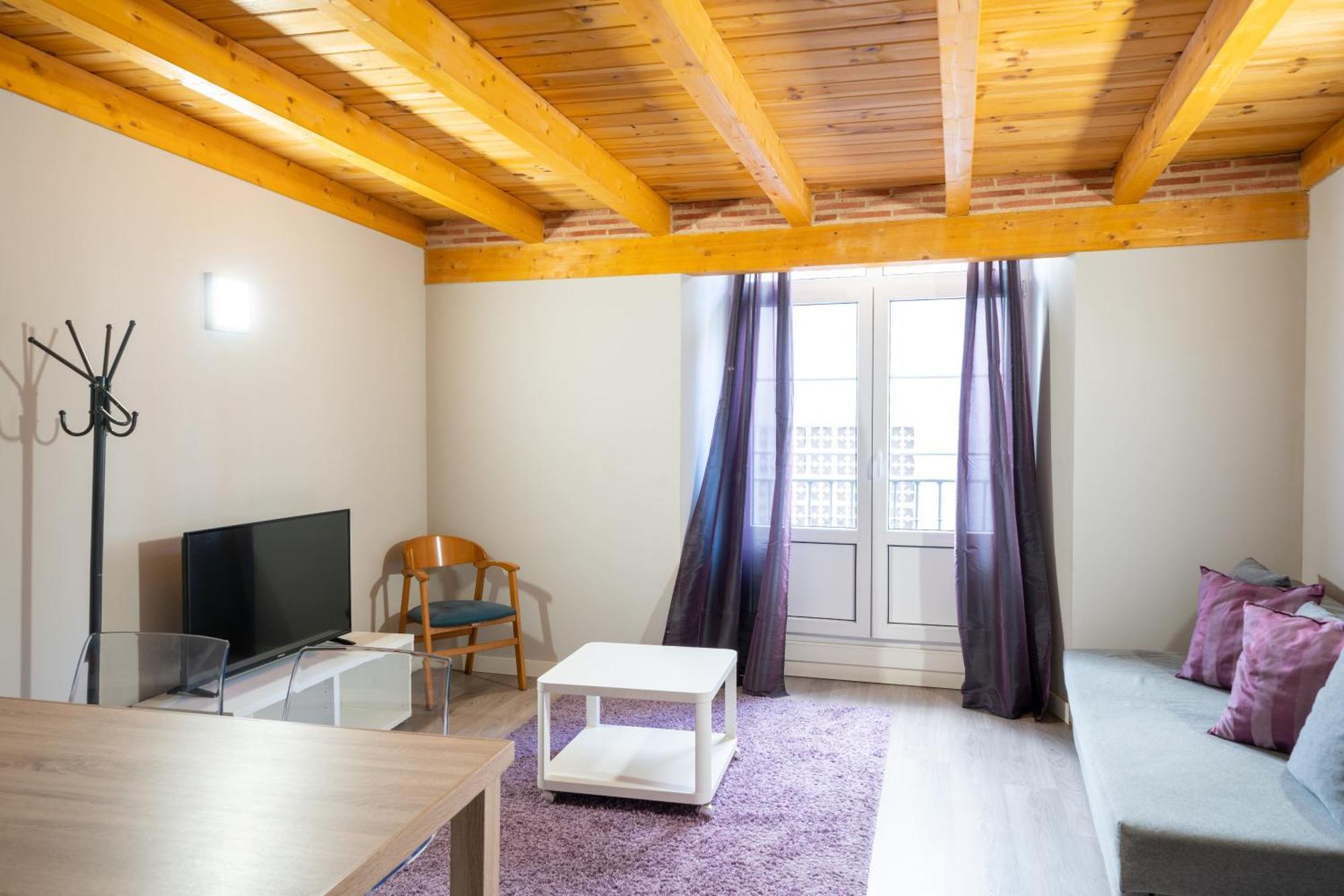 Apartamentos Go - Leopoldo Cano Center Valladolid Kültér fotó
